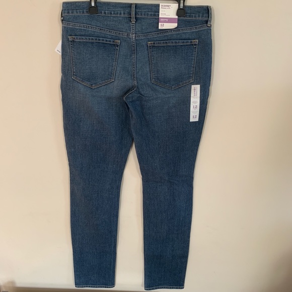 * Sold * Old navy original mid rise jeans - Picture 3 of 5